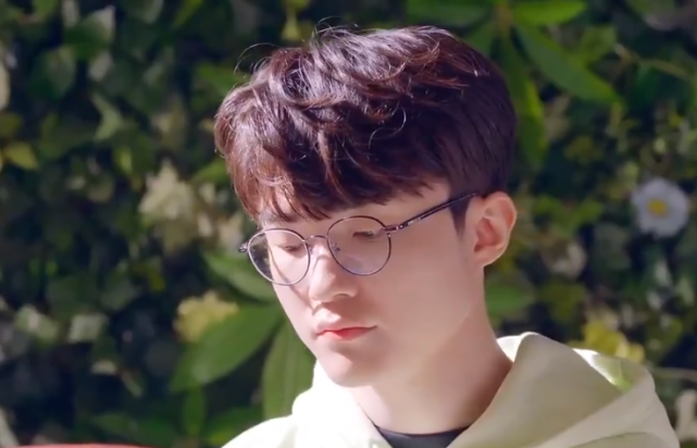 Faker重要时刻爆冷，中国队带队取胜！观众掌声雷动的简单介绍